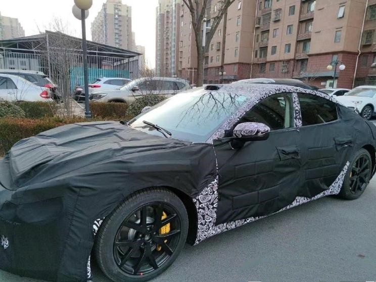 Xiaomi-car-spy-image1 1 Xiaomi-car-spy-image1 1