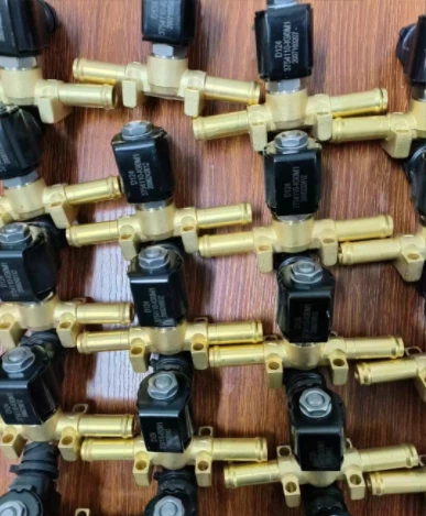Válvula solenoide de calefacción de urea de 24V 3754110-K90M1 para camión Dongfeng Kinland