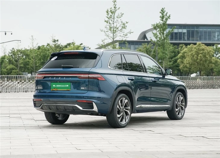GEELY XingYue 2.0T 4WD SUV