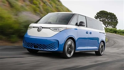 Identificación de Volkswagen. Buzz LWB debuta: distancia entre ejes extendida...