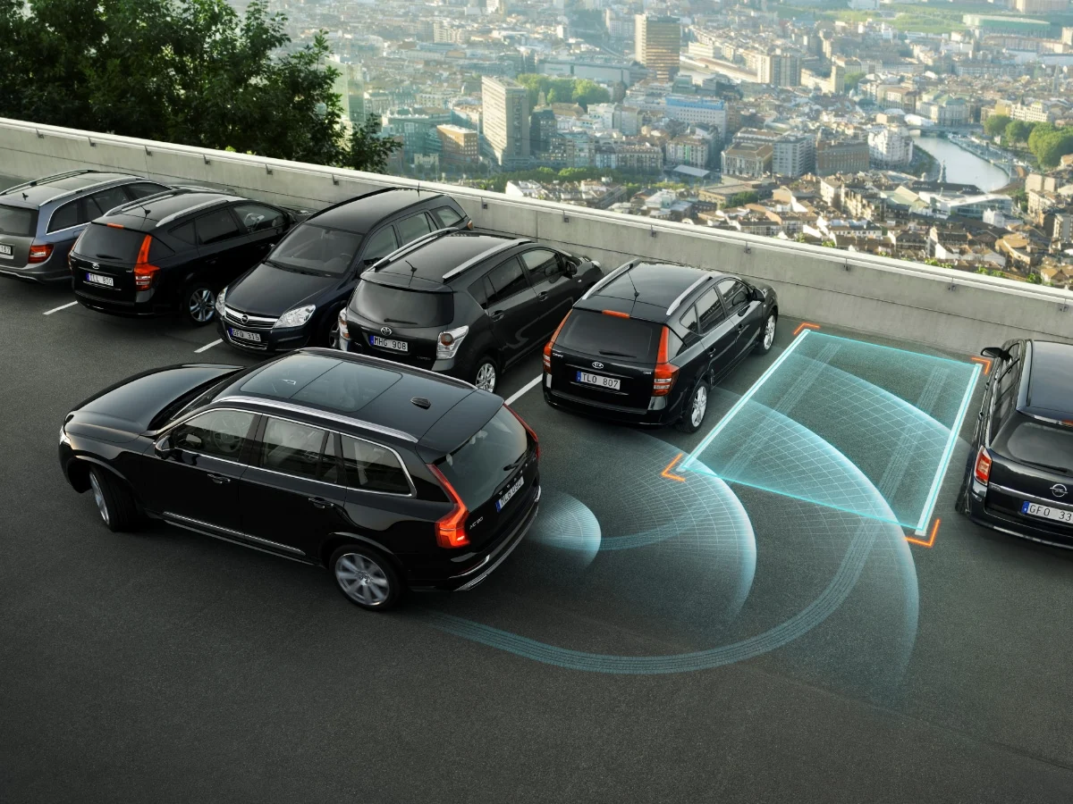 Diferencia entre estacionamiento automático APA y AVP