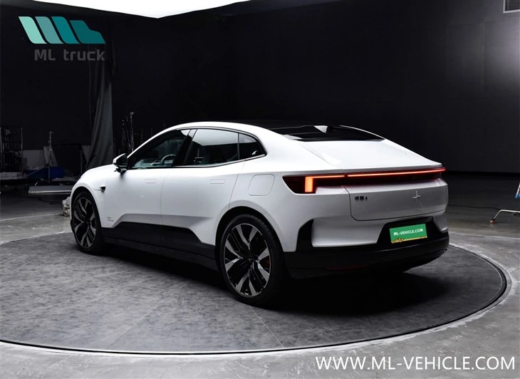 Polestar 4