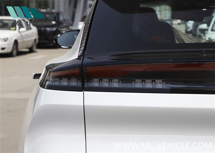2024 DongFeng AEOLUS L7 PHEV SUV