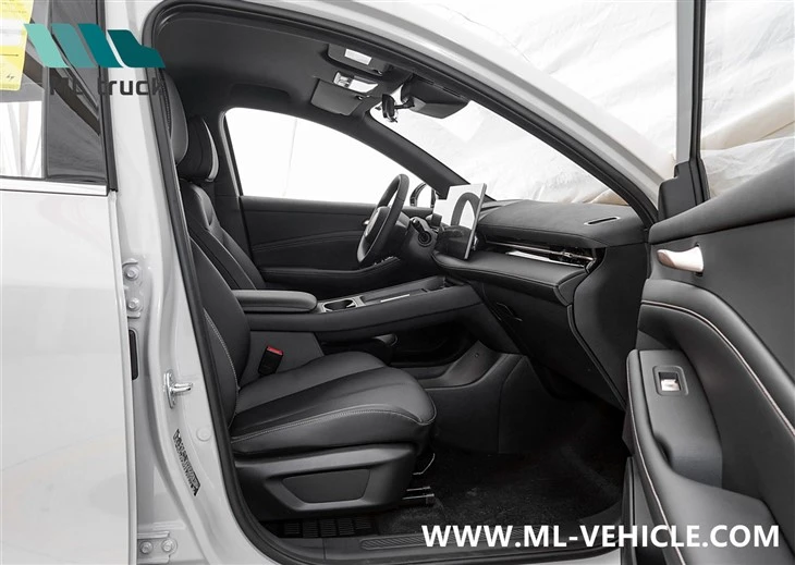 2024 SAIC GM WuLing BaoJun YunHai SUV