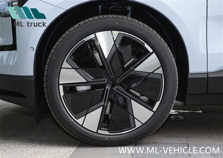 2024 Volvo EX30 EV SUV