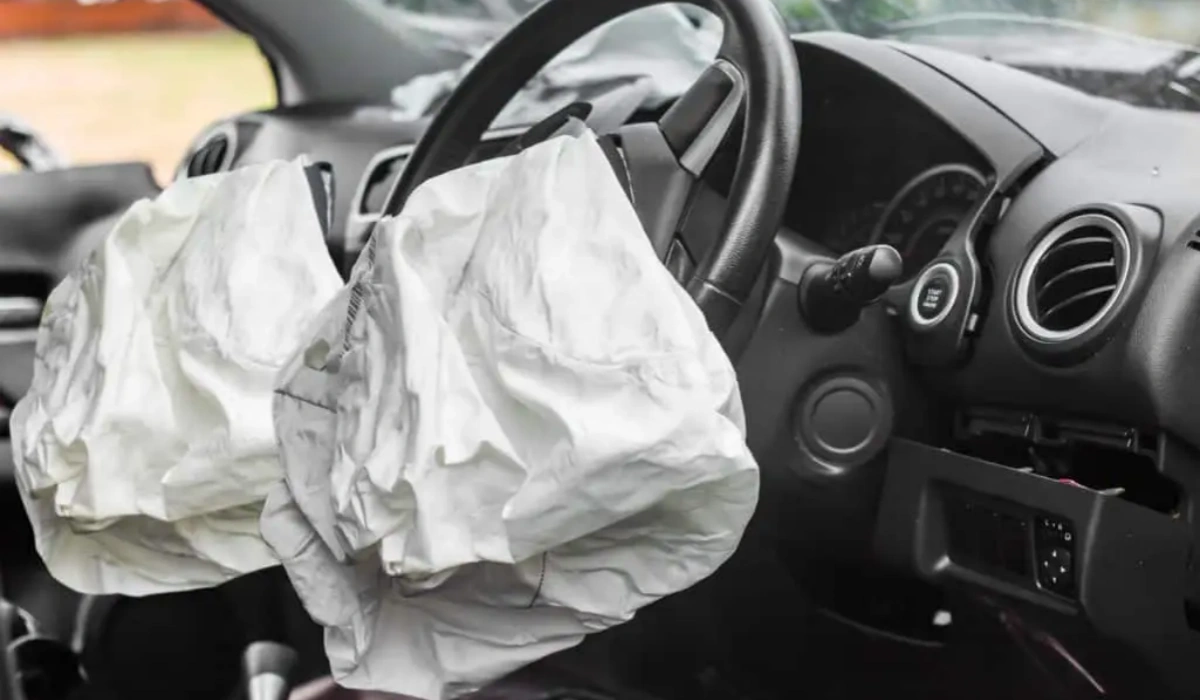 ¿Cuáles son las condiciones para que se despliegue una bolsa de aire?