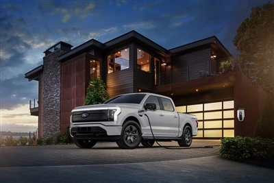 Para estimular las ventas, Ford ofrece cargadores domésticos gratuitos a los ...