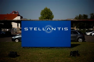 La producción de automóviles de Stellantis en Italia puede caer por debajo de...