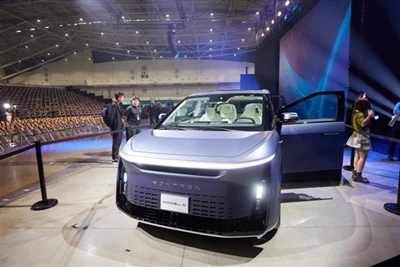 Foxconn presenta dos nuevos modelos de vehículos eléctricos