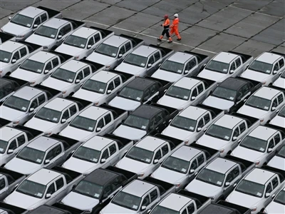 Las ventas mayoristas de automóviles del tercer trimestre de la India disminu...