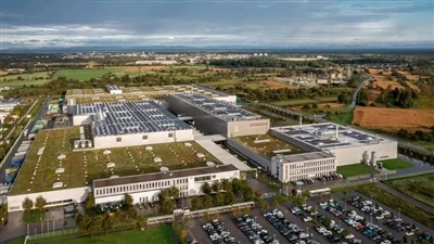 Mercedes abre una planta de reciclaje de baterías en Alemania