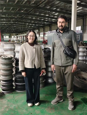 Clientes afganos visitan nuestra empresa para explorar la cooperación en mate...