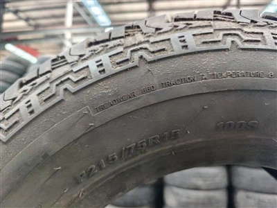 Buena evaluación de neumáticos usados ​​a granel de alta calidad por parte de...