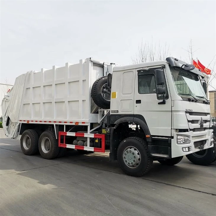 Nuevo camión compactador de basura Sinotruk HOWO 4 × 2